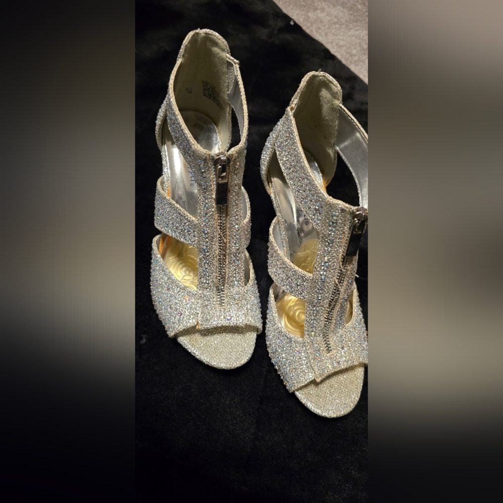 Silver Slipper Sparkling Silver Women's Dress Heels with Front Zip Size 7W